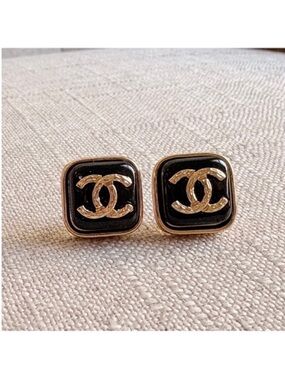 CHANEL Black and Gold CC Square Earrings